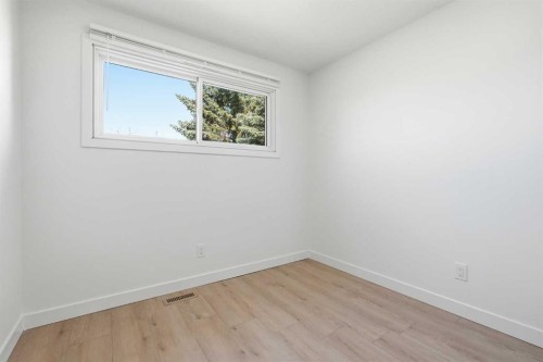 532 Rundleridge Drive Ne, Calgary, AB 