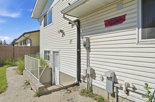 532 Rundleridge Drive Ne, Calgary, AB 