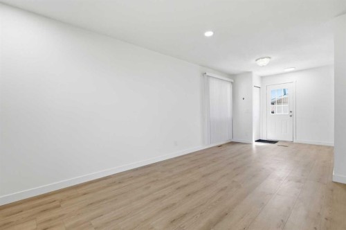 532 Rundleridge Drive Ne, Calgary, AB 