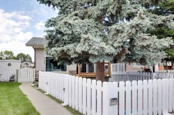 136 Abalone Place NE Calgary, AB T2A 6N1