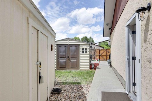 136 Abalone Place Ne, Calgary, AB 