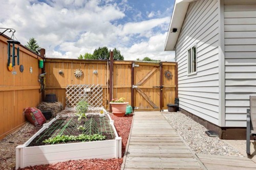 136 Abalone Place Ne, Calgary, AB 