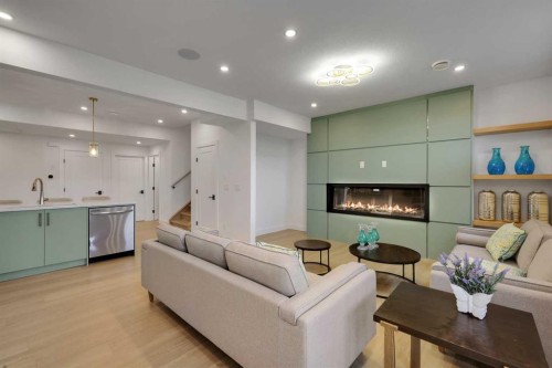 230 Royal Birch View Nw, Calgary, AB 