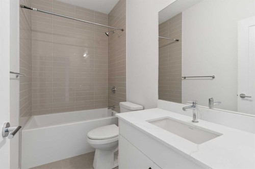 11-1453 Na'A Drive Sw, Calgary, AB - Indoor Photo Showing Bathroom