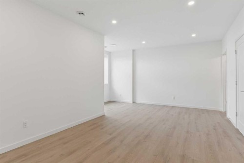 11-1453 Na'A Drive Sw, Calgary, AB - Indoor Photo Showing Other Room