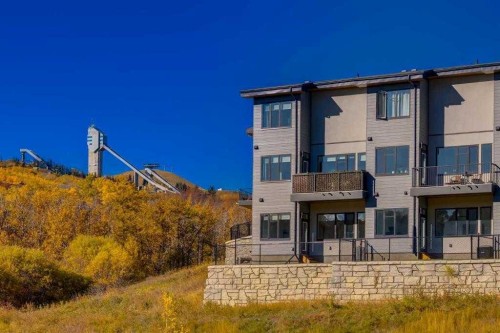 11-1453 Na'A Drive Sw, Calgary, AB - Outdoor