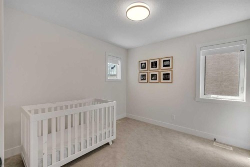 236 Marina Grove Se, Calgary, AB 