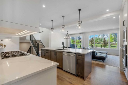 236 Marina Grove Se, Calgary, AB 