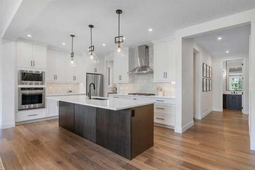 236 Marina Grove Se, Calgary, AB 