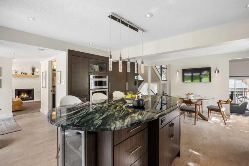 11 Stradwick Way Sw, Calgary, AB 