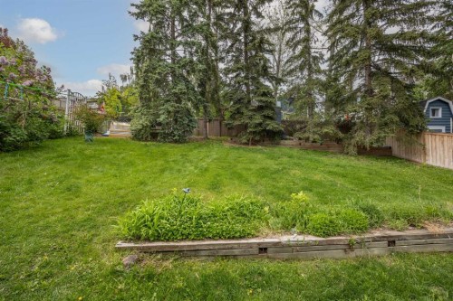 11 Stradwick Way Sw, Calgary, AB 