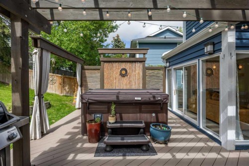 11 Stradwick Way Sw, Calgary, AB 