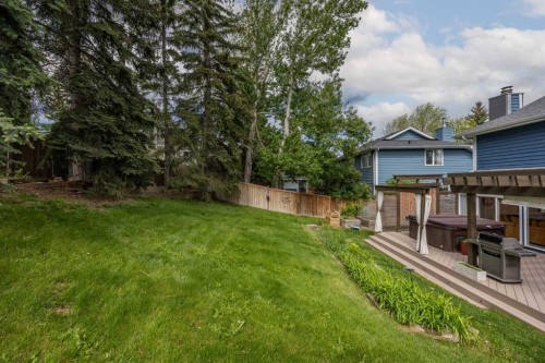 11 Stradwick Way Sw, Calgary, AB 