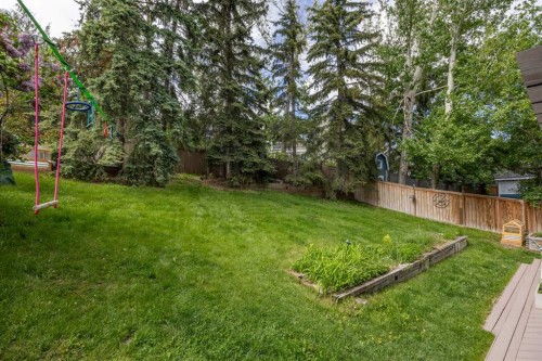 11 Stradwick Way Sw, Calgary, AB 