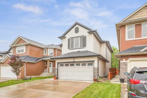 84 Saddletree Close Ne, Calgary, AB 