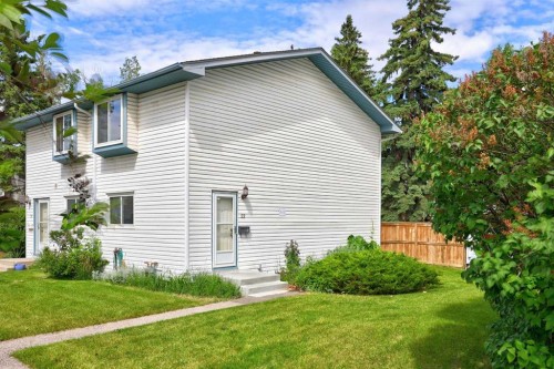 22-4810 40 Avenue SW Calgary, AB T3E 1E5