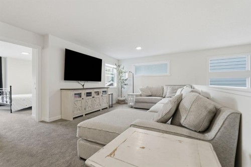 48 Sundown Way, Cochrane, AB 