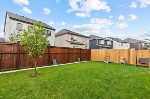 40 Willow Green Sw, Airdrie, AB 