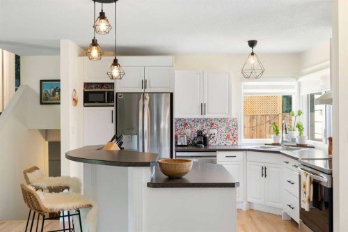 263 Midlawn Close Se, Calgary, AB 