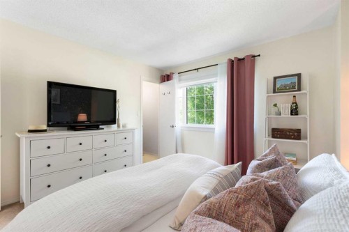 263 Midlawn Close Se, Calgary, AB 