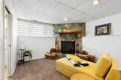 263 Midlawn Close Se, Calgary, AB 