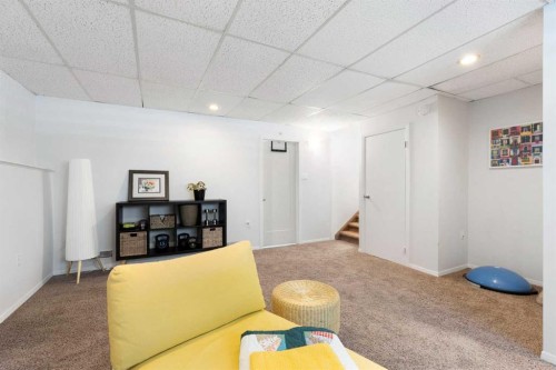 263 Midlawn Close Se, Calgary, AB 