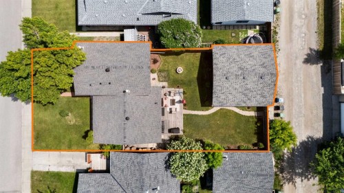263 Midlawn Close Se, Calgary, AB 