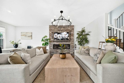 791 Cranbrook Gardens Se, Calgary, AB 