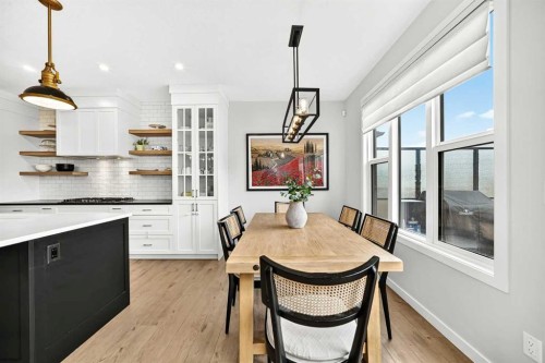 791 Cranbrook Gardens Se, Calgary, AB 