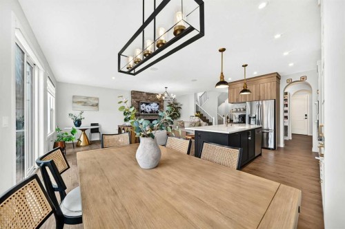 791 Cranbrook Gardens Se, Calgary, AB 