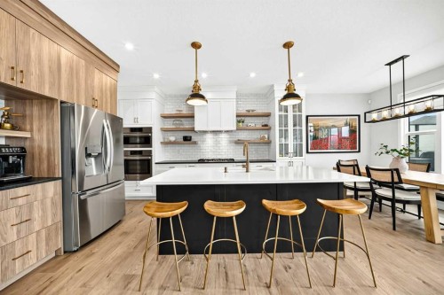 791 Cranbrook Gardens Se, Calgary, AB 