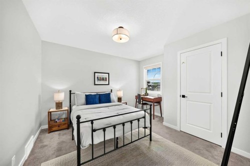 791 Cranbrook Gardens Se, Calgary, AB 