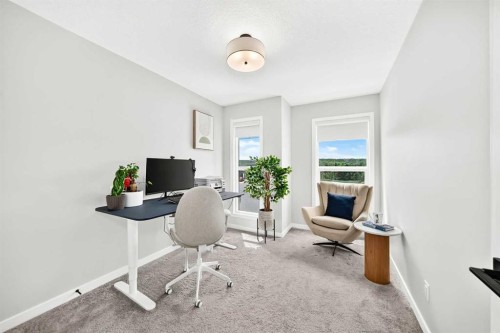 791 Cranbrook Gardens Se, Calgary, AB 