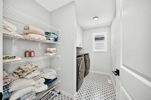 791 Cranbrook Gardens Se, Calgary, AB 