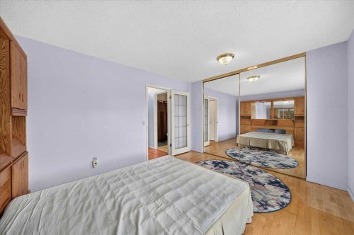 136 Hunterhorn Drive, Calgary, AB 