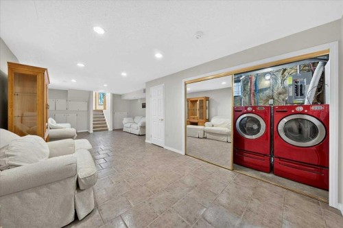 136 Hunterhorn Drive, Calgary, AB 