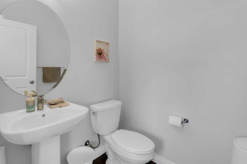 106 Cornerbrook Manor Ne, Calgary, AB 