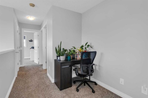 106 Cornerbrook Manor Ne, Calgary, AB 