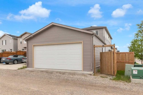 106 Cornerbrook Manor Ne, Calgary, AB 