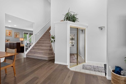 76 Edgepark Road Nw, Calgary, AB 