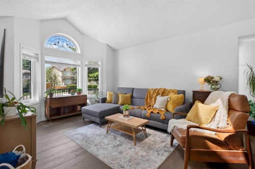 76 Edgepark Road Nw, Calgary, AB 