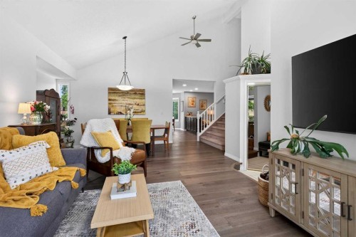 76 Edgepark Road Nw, Calgary, AB 