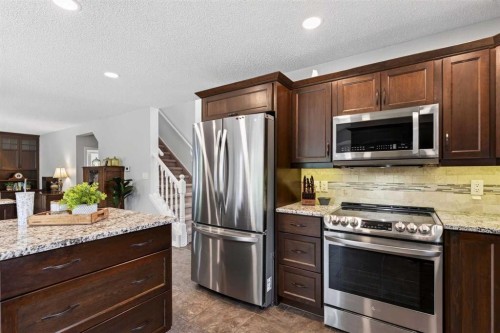 76 Edgepark Road Nw, Calgary, AB 