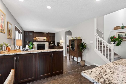 76 Edgepark Road Nw, Calgary, AB 