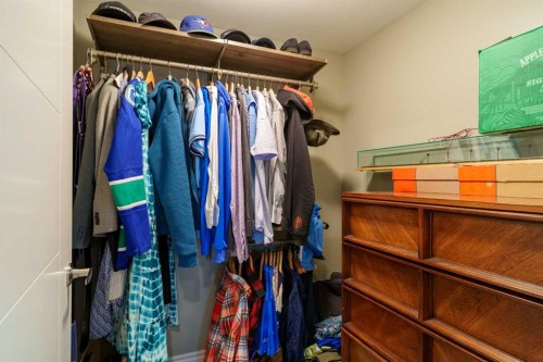 76 Edgepark Road Nw, Calgary, AB 