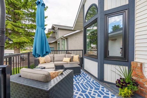 76 Edgepark Road Nw, Calgary, AB 