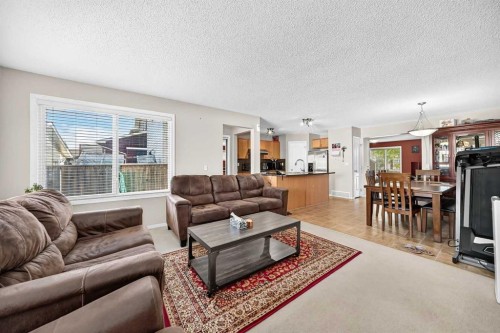 18 Taralake Gardens Ne, Calgary, AB 