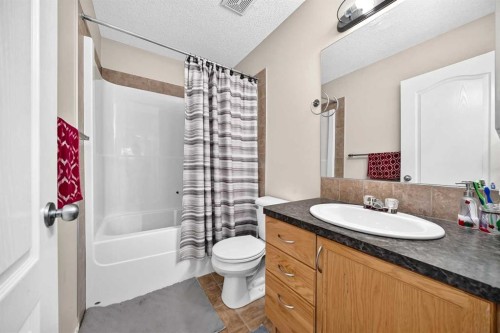 18 Taralake Gardens Ne, Calgary, AB 