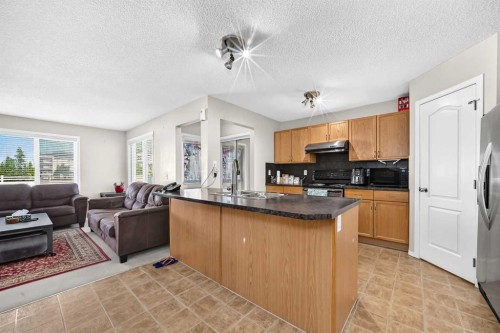 18 Taralake Gardens Ne, Calgary, AB 