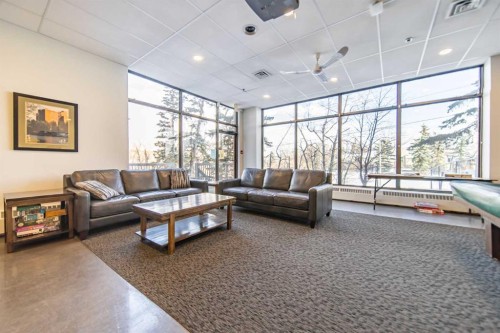 712-8604 48 Avenue Nw, Calgary, AB 